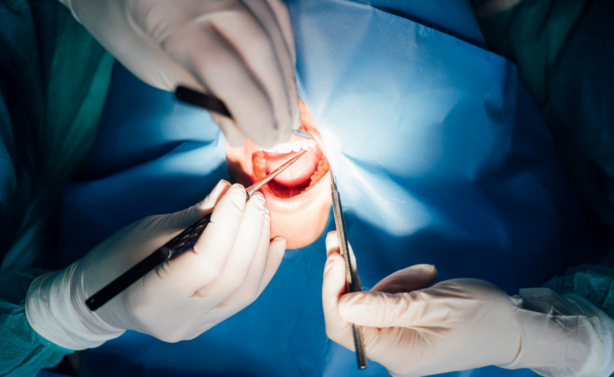 4 Pemeriksaan gigi gerahang